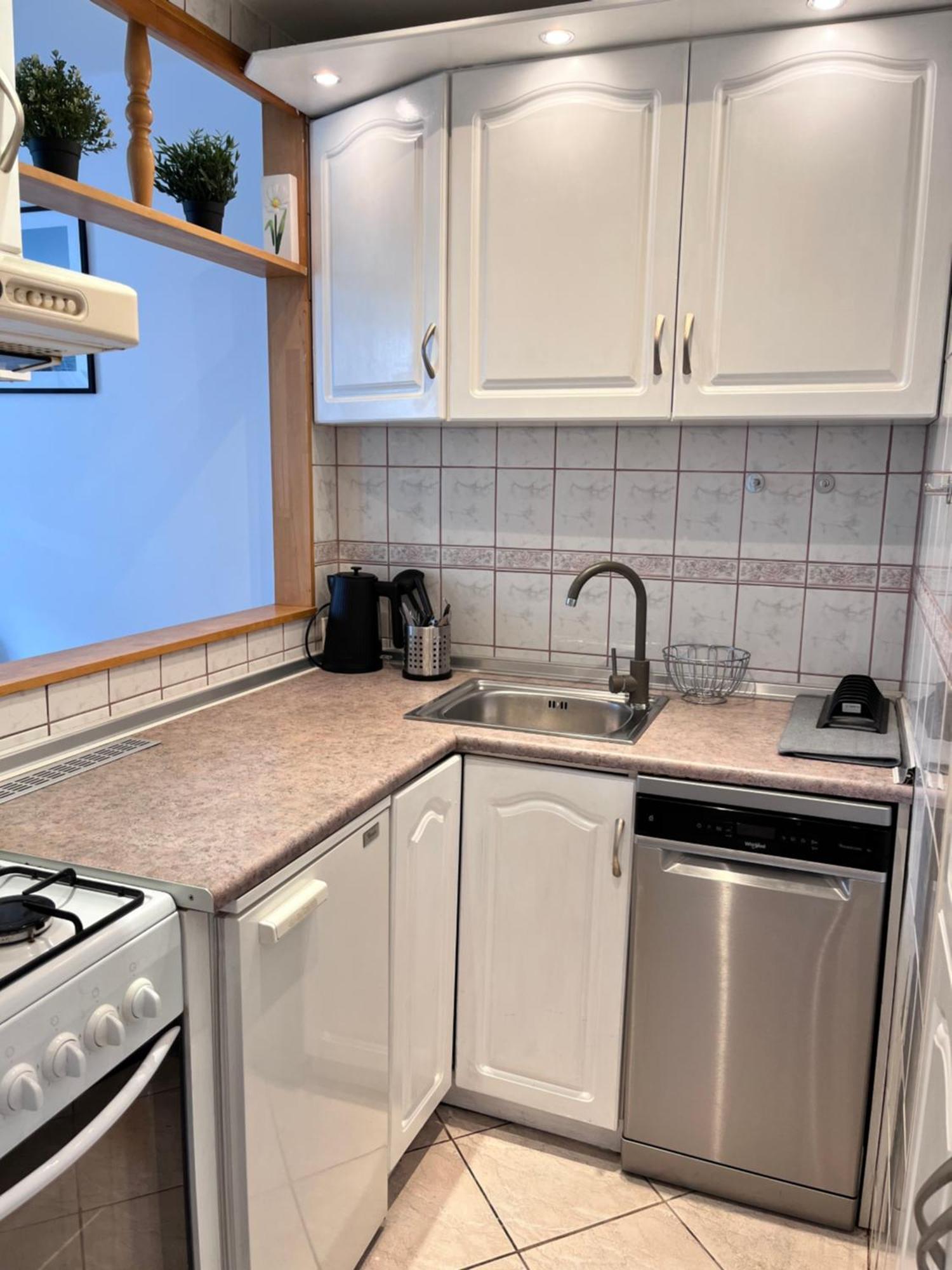 Ohmyhome-grzybowska Apartamento